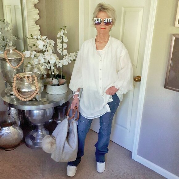 NWOT Frilli Exchange blue wash denim jeans w/ sequin & bead embellishments, 7 - Picture 1 of 13